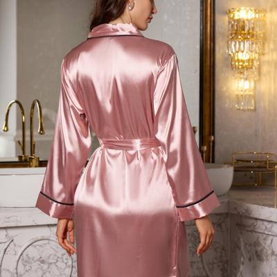 SIREN: Ensemble Sommeil Satin Rosé – Douceur et Charme Envoûtant